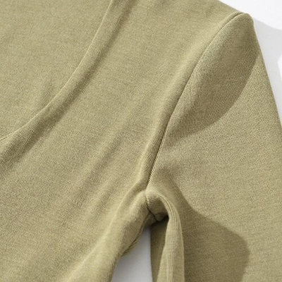 OEM U Collar Long Sleeved T Shirt Female 22 Autumn Polyester Hot Girl